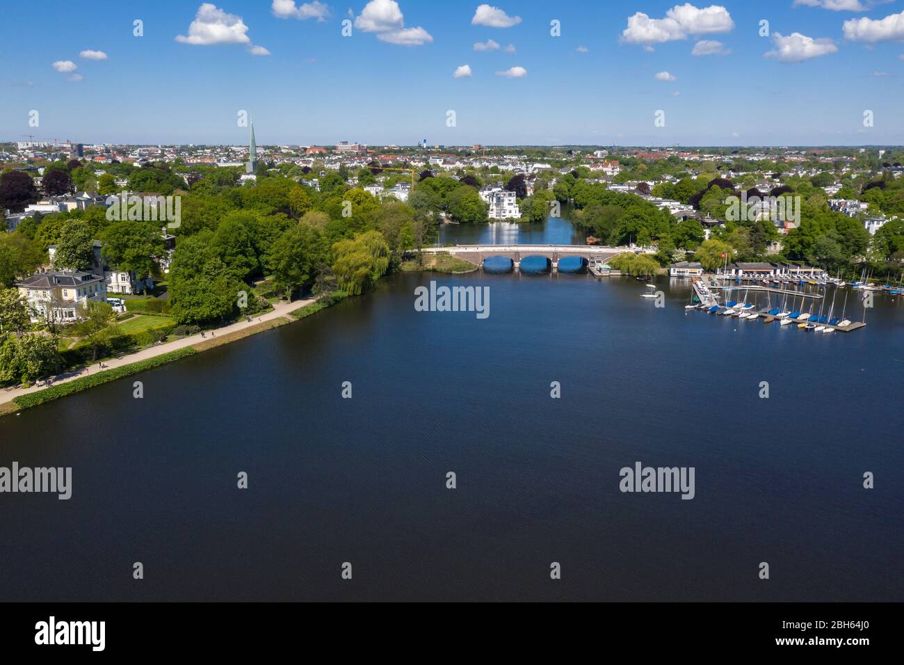 Vista aerea del lago Alster ad Amburgo Foto Stock