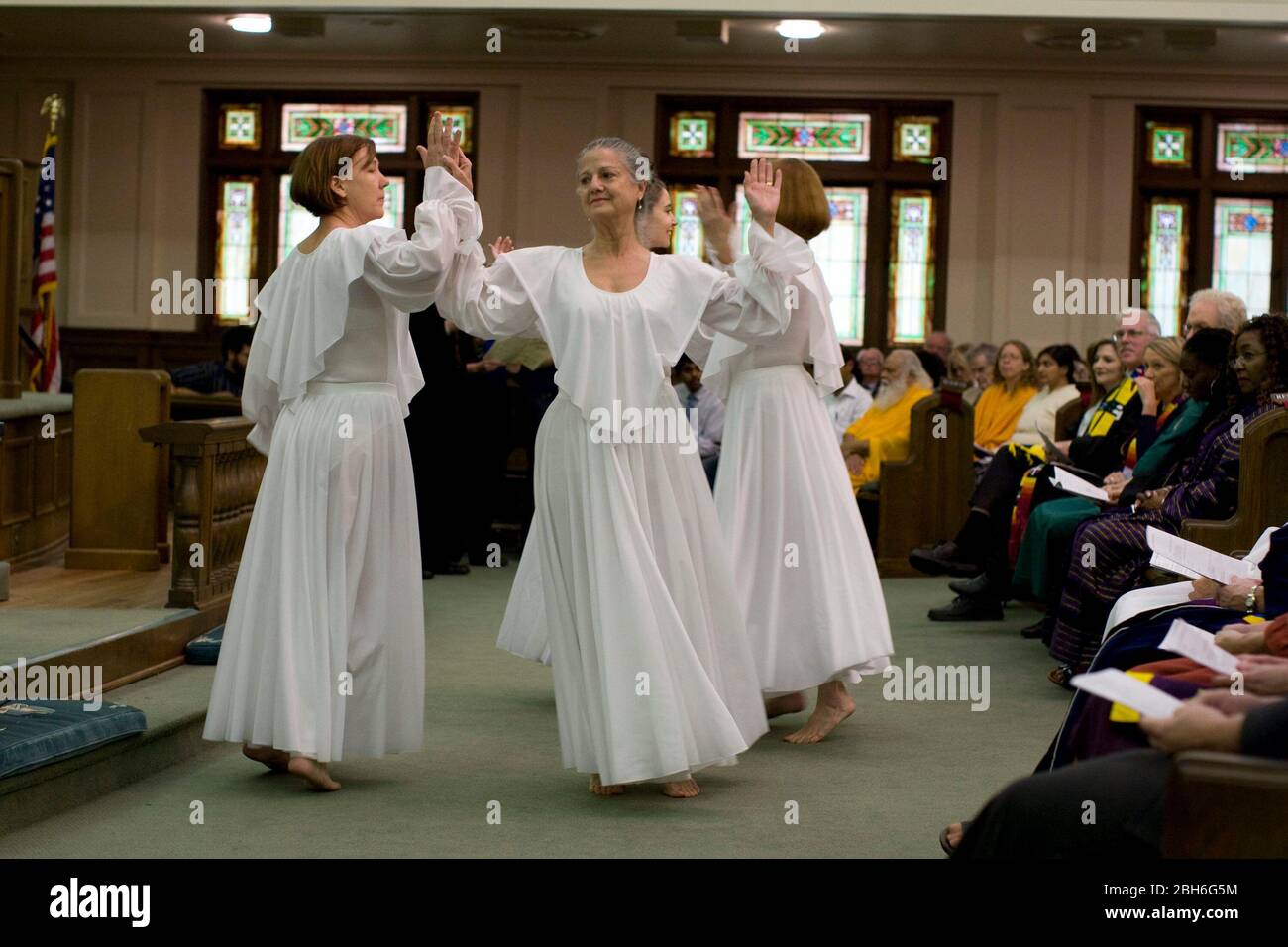 Austin, Texas USA, 23 novembre 2008. Austin Area Interreligiosi Ministries (AAIM) 24th° anniversario InterFaith Thanksgiving celebrazione della diversità con ballerini della prima chiesa Battista di Austin. ©Bob Daemmrich Foto Stock