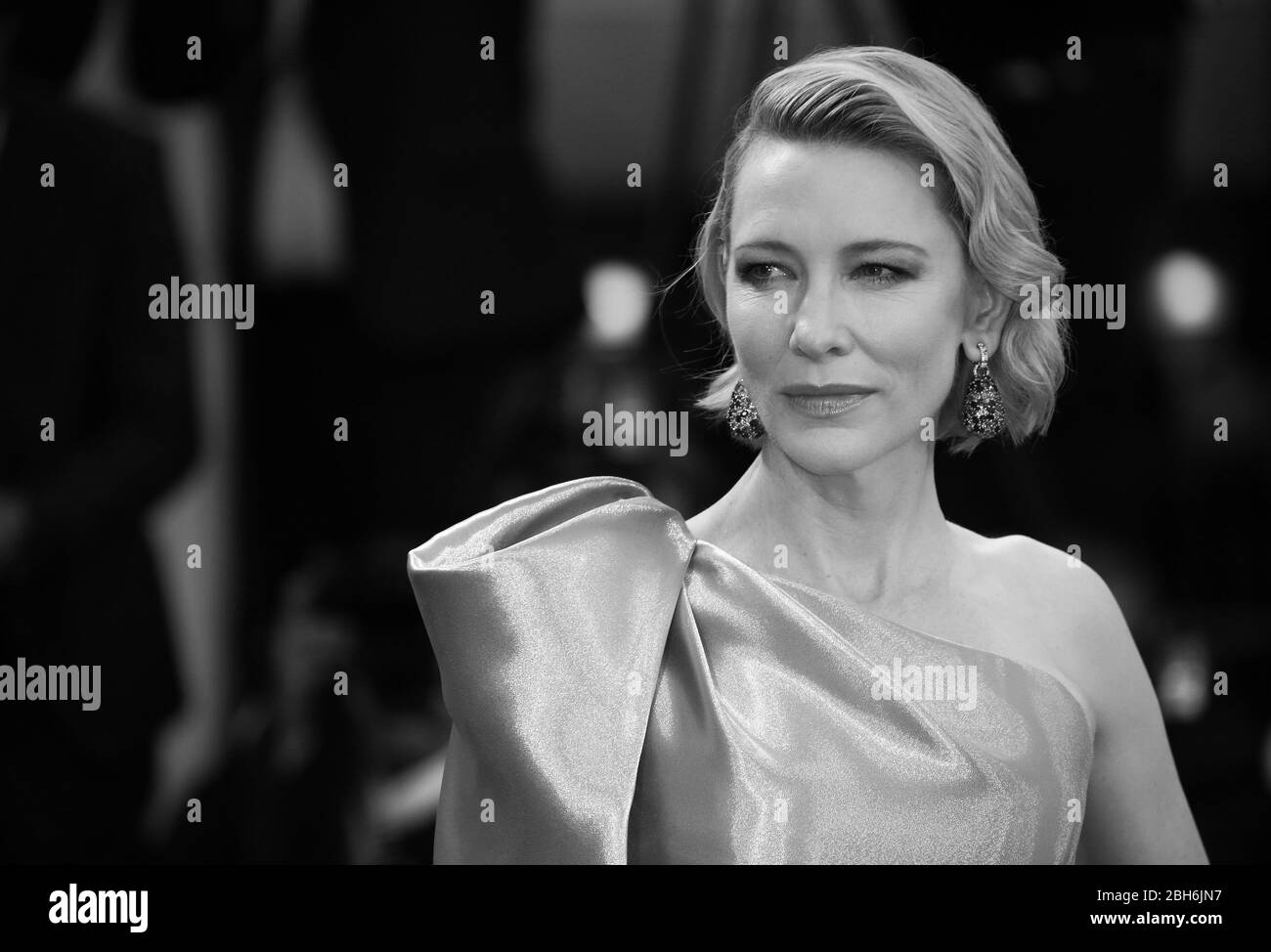VENEZIA, ITALIA - 01 SETTEMBRE: Cate Blanchett cammina sul tappeto rosso davanti alla proiezione della 'Suspiria' durante il 75° Festival del Cinema di Venezia lo scorso settembre Foto Stock