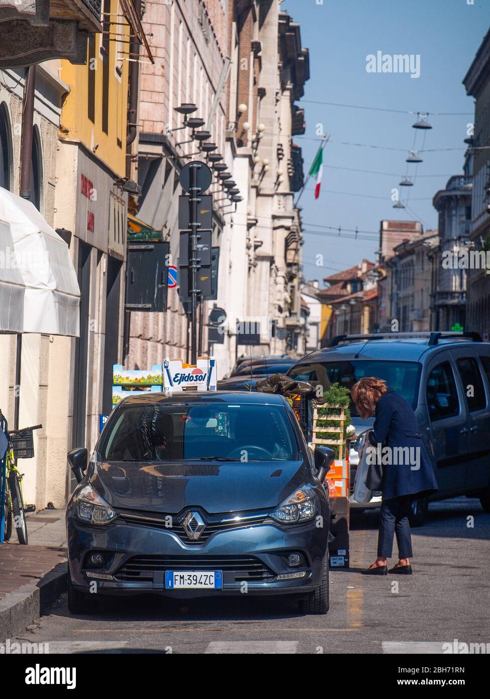 Cremona, Lombardia, Italia - 24 Aprile 20 2020 - vita quotidiana della città durante il blocco della città di coronavirus Foto Stock