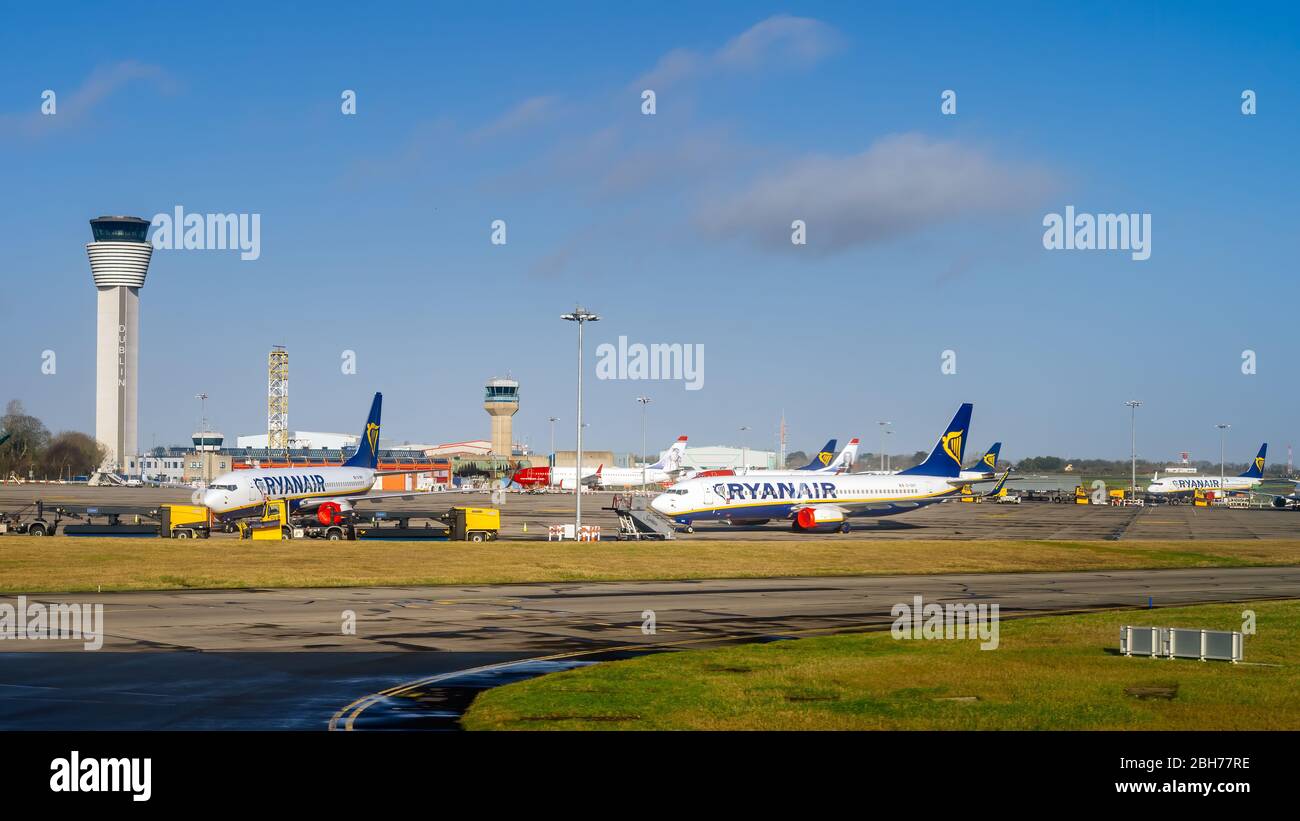 Dublino, Irlanda, febbraio 2020 aerei atterrati all'aeroporto internazionale di Dublino a causa di pandemie di coronavirus e restrizioni di volo Foto Stock
