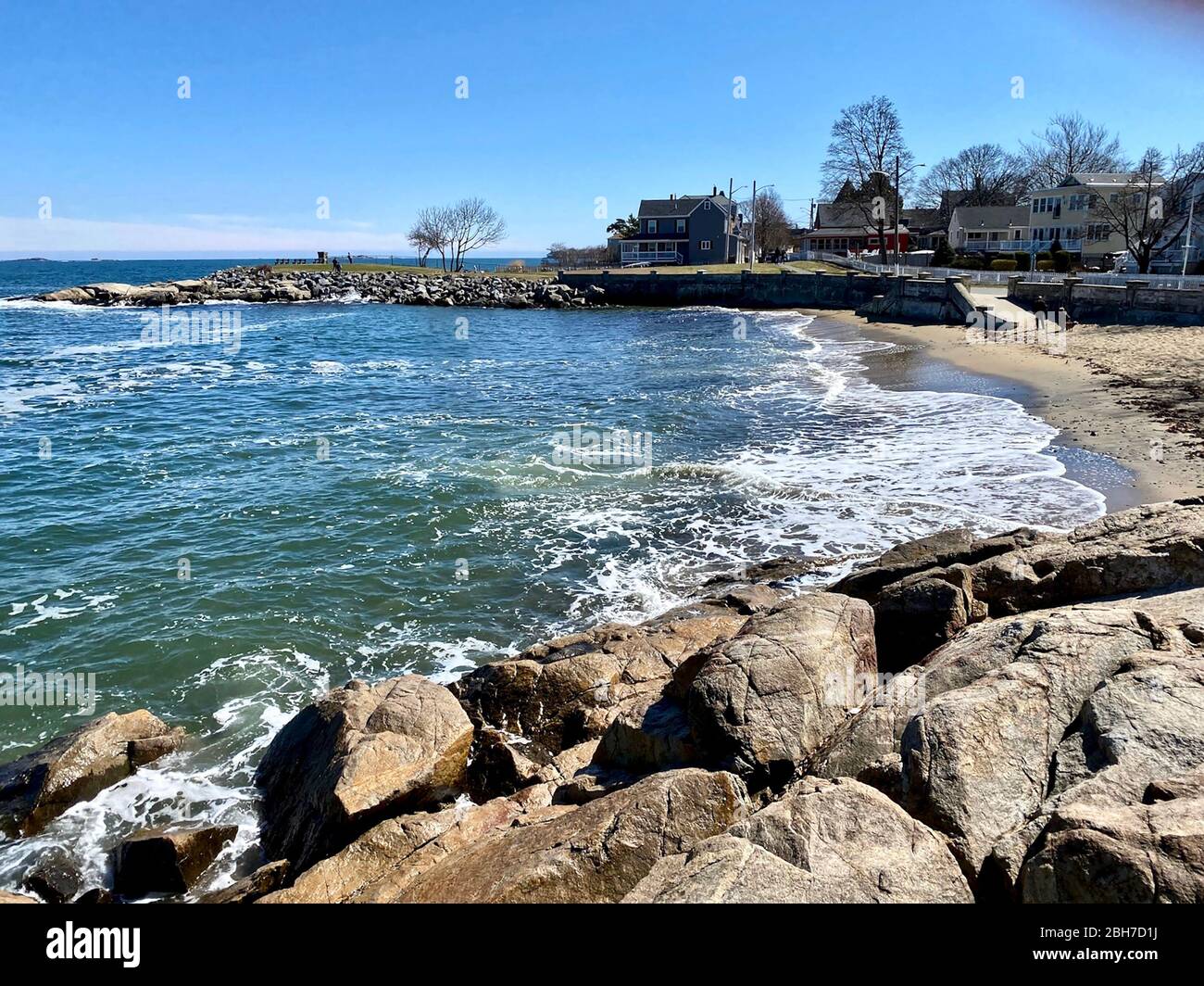 La costa rocciosa è molto panoramica Foto Stock
