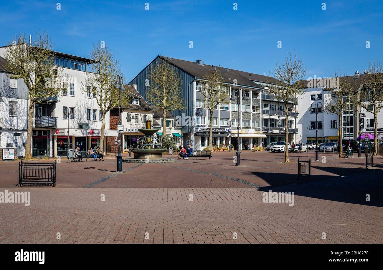 15.04.2020, Heinsberg, Renania settentrionale-Vestfalia, Germania - Heinsberg è il primo epicentro tedesco dell'epidemia in cui il virus della corona diffonde il rapi Foto Stock
