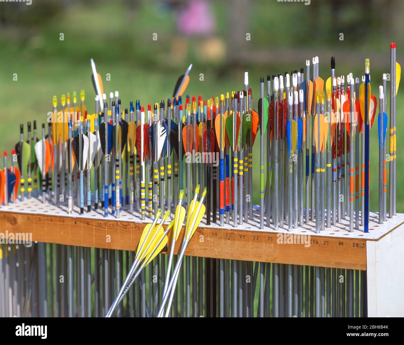 Arrow rack al concorso Archery Target, Wargrave, Berkshire, Inghilterra, Regno Unito Foto Stock