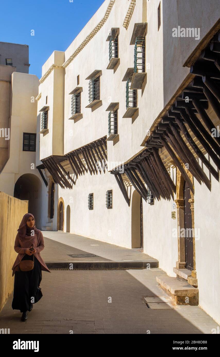 Argelia, Argel, Bab El Oued Area, Cultura e Centro d'Arte Bldg. Foto Stock