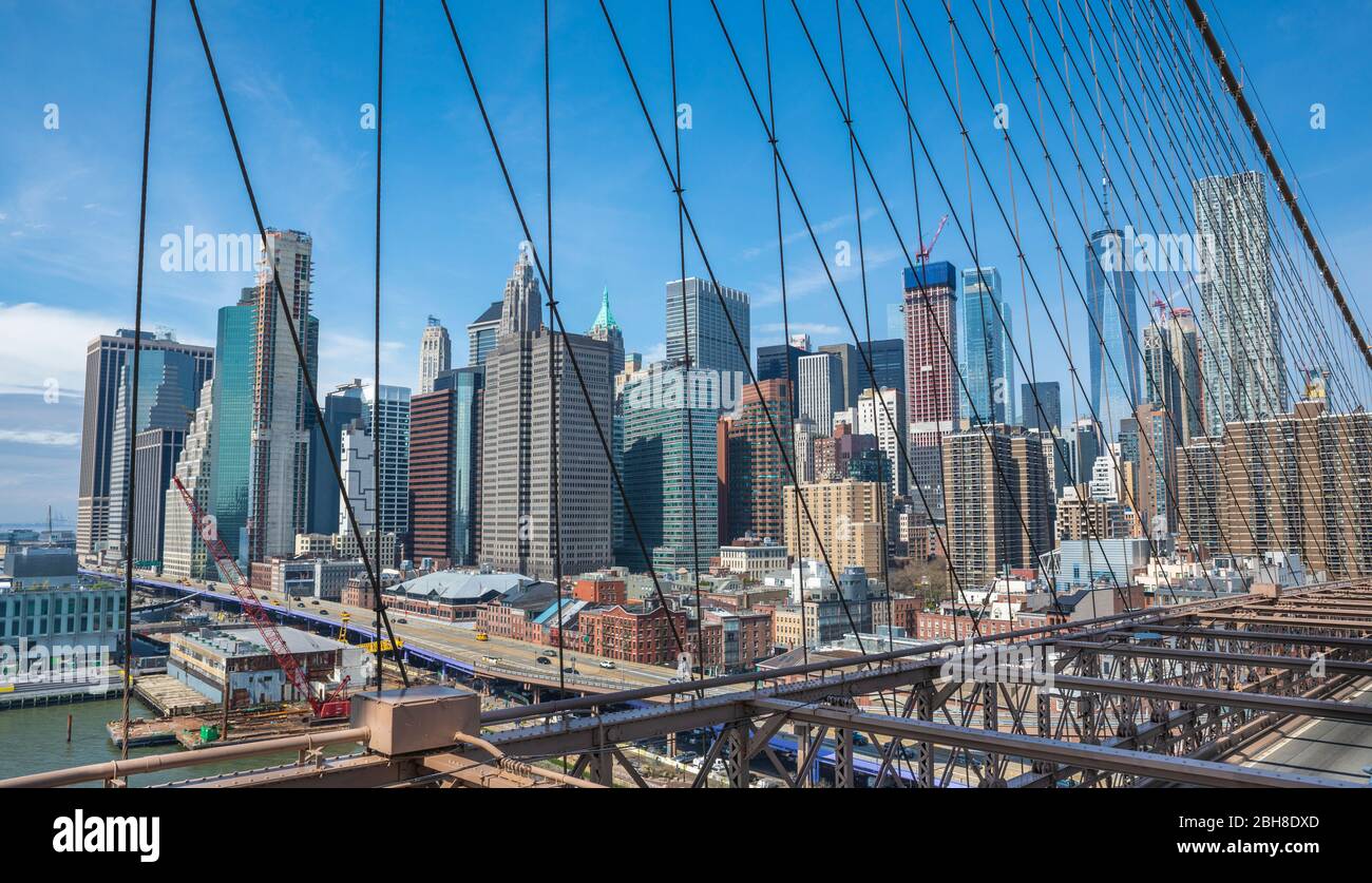 USA, New York City, Manhattan, Ponte di Brooklyn, skyline del centro Foto Stock