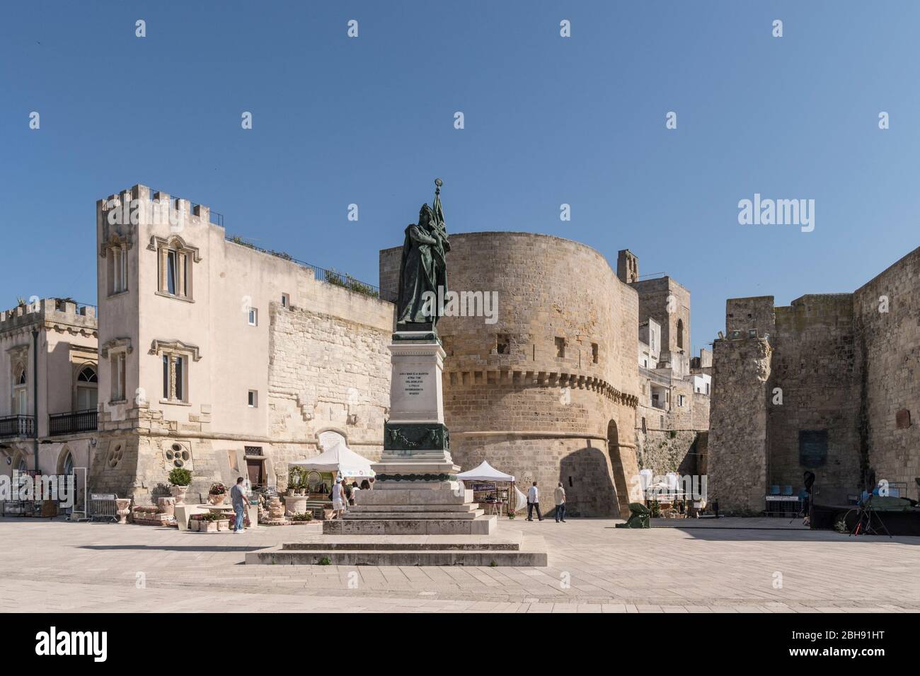 Monumento agli eroi e martiri immagini e fotografie stock ad alta