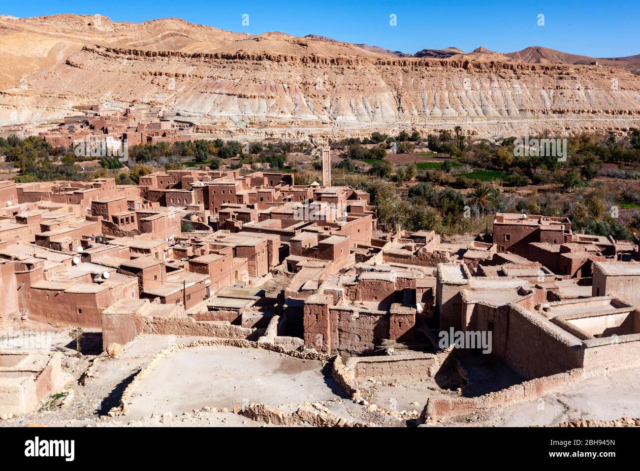 Villaggi berberi lungo la valle di Asif Ounila, montagne dell'Atlante, Marocco Foto Stock