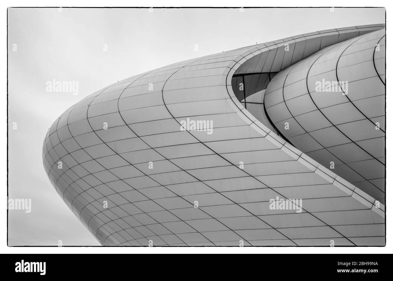 Azerbaigian, Baku, Heydar Aliyev Cultural Center, edificio progettato da Zaha Hadid, esterna Foto Stock