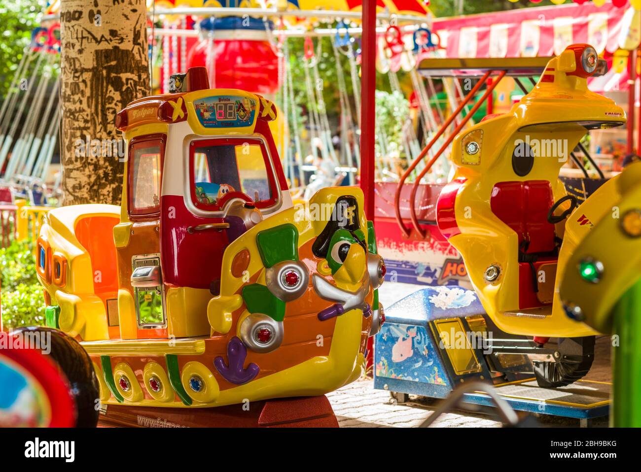 Armenia, Yerevan, Eritasardakan Park, il parco dei divertimenti di corse Foto Stock