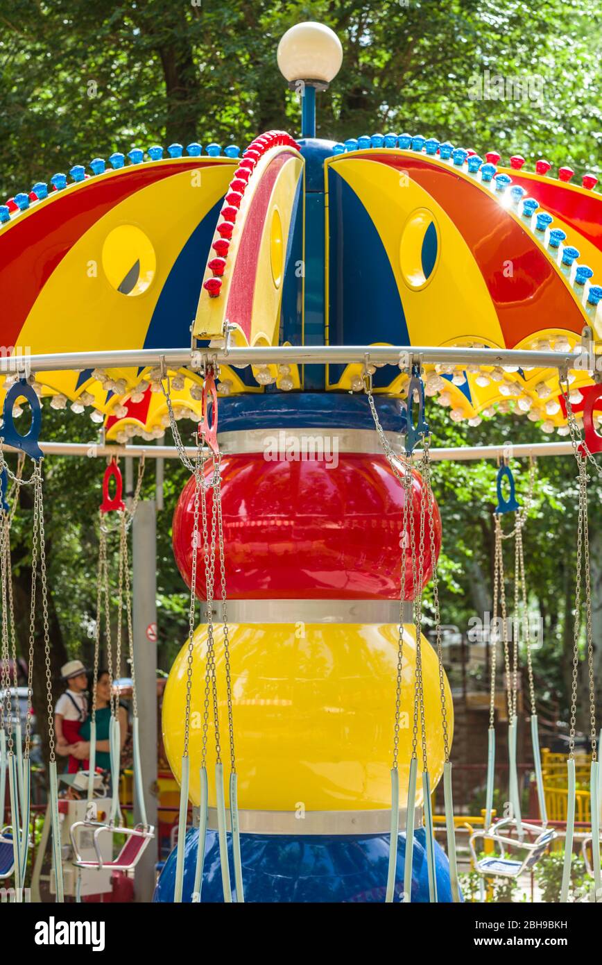 Armenia, Yerevan, Eritasardakan Park, il parco dei divertimenti di corse Foto Stock