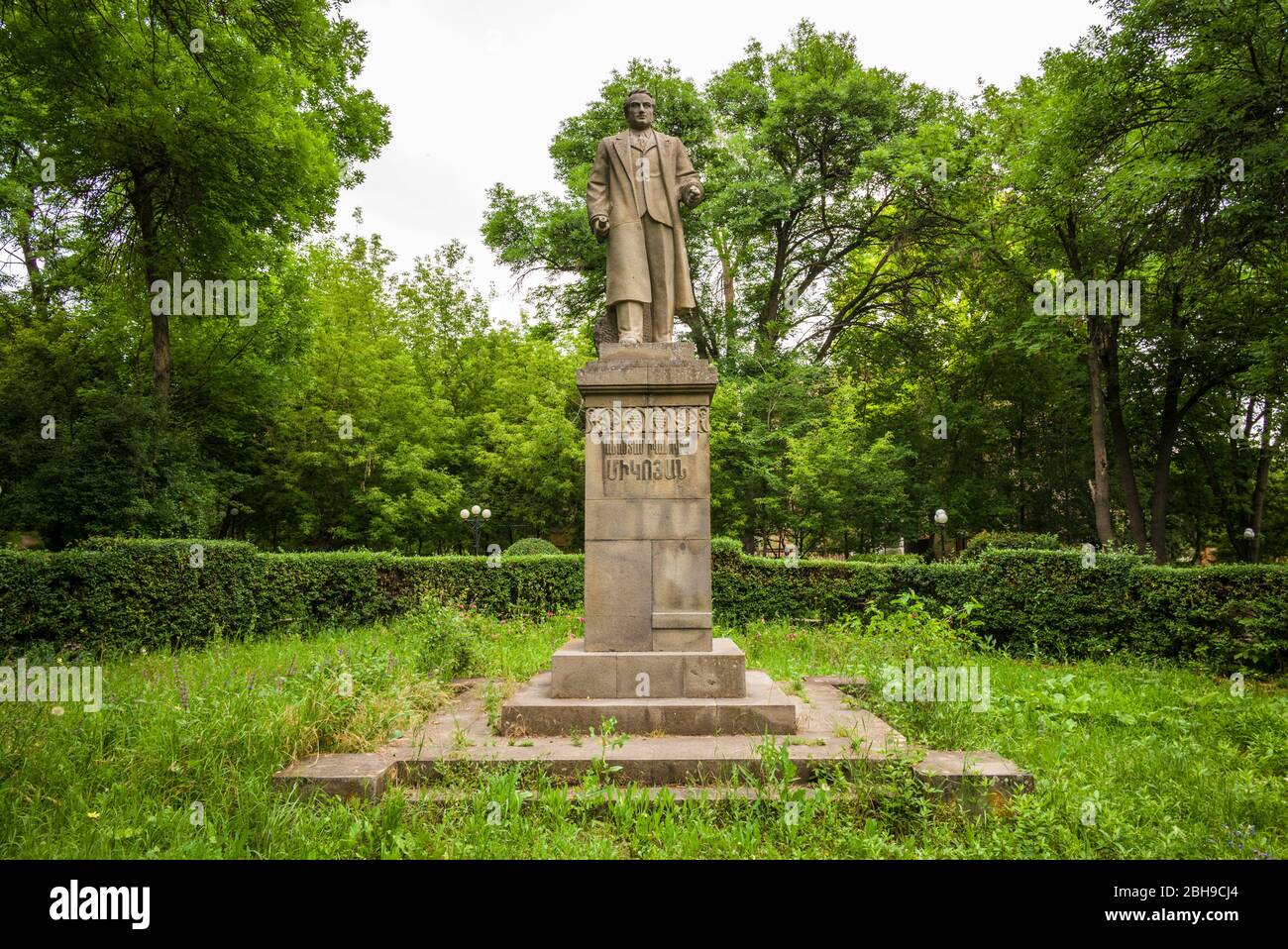 Armenia, Yeghegnadzor, Mikoyan parco con statua di Anastas Mikoyan, dell era sovietica membro del Politburo Foto Stock
