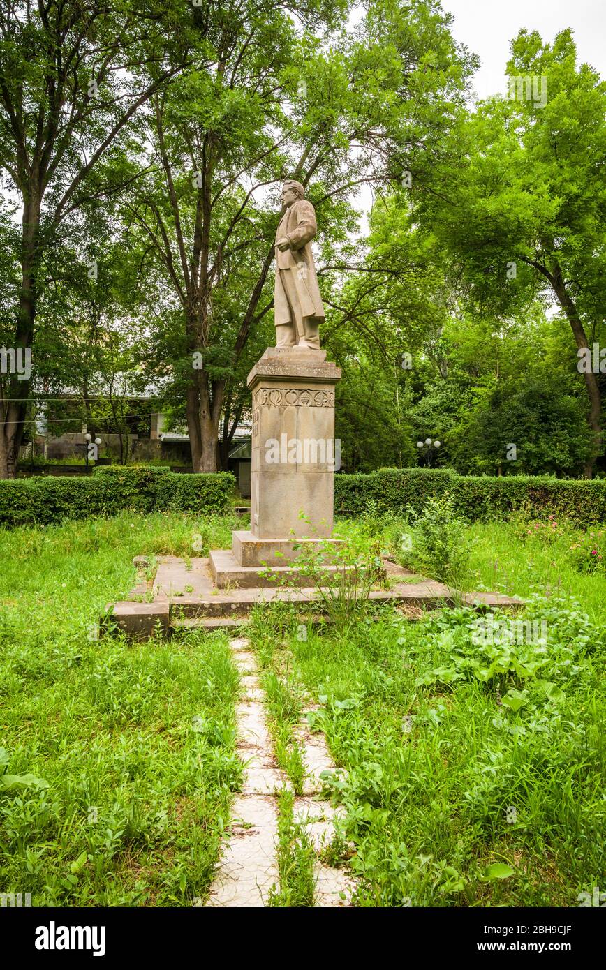 Armenia, Yeghegnadzor, Mikoyan parco con statua di Anastas Mikoyan, dell era sovietica membro del Politburo Foto Stock