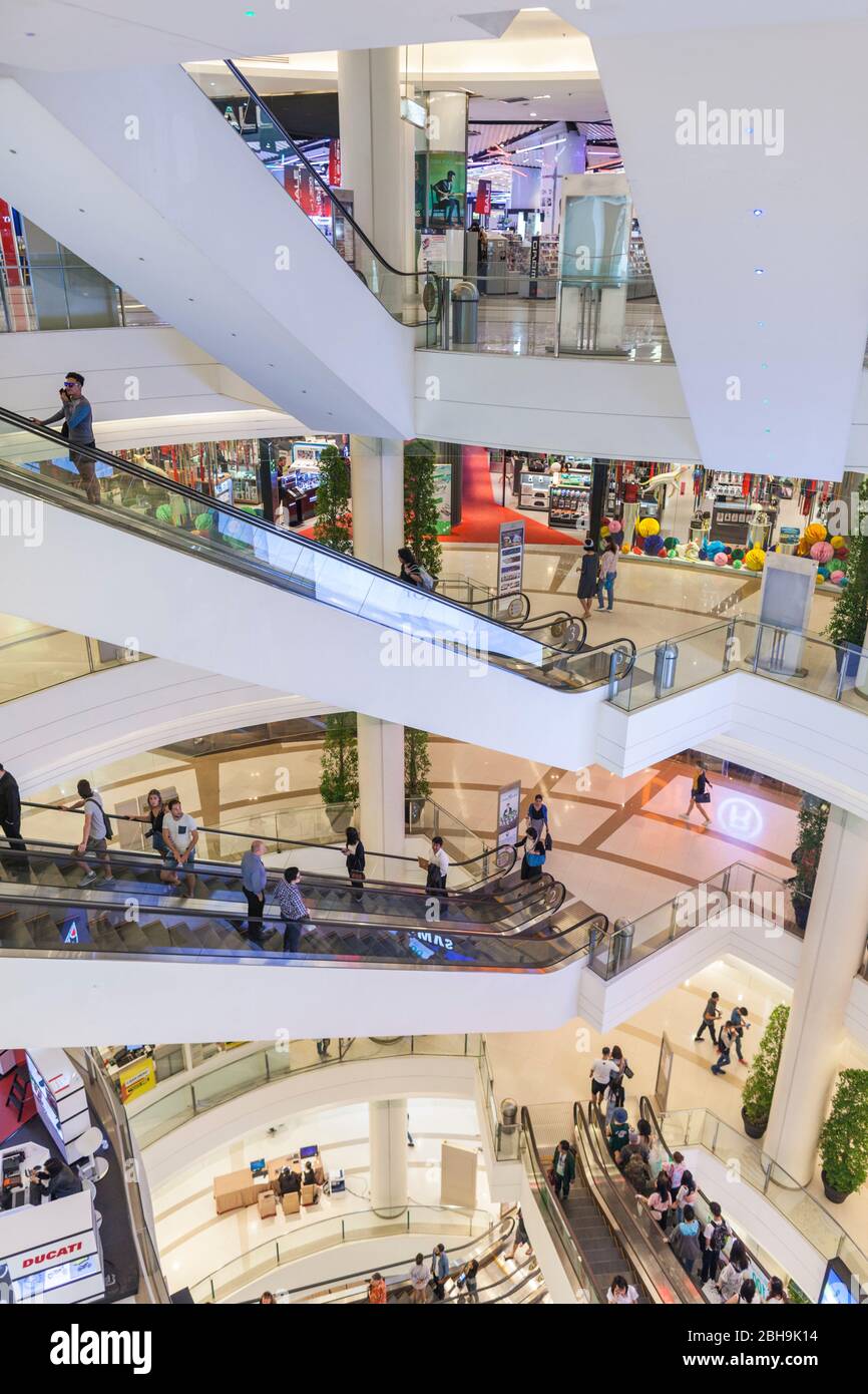 Thailandia, Bangkok, Siam Square Area, Siam Paragon centro commerciale, interni Foto Stock