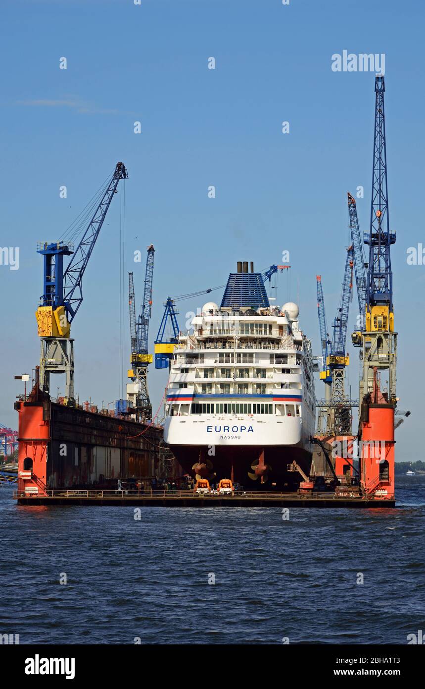 Europa, Germania, Amburgo, porto, nave passeggeri Europa nel molo galleggiante, Foto Stock