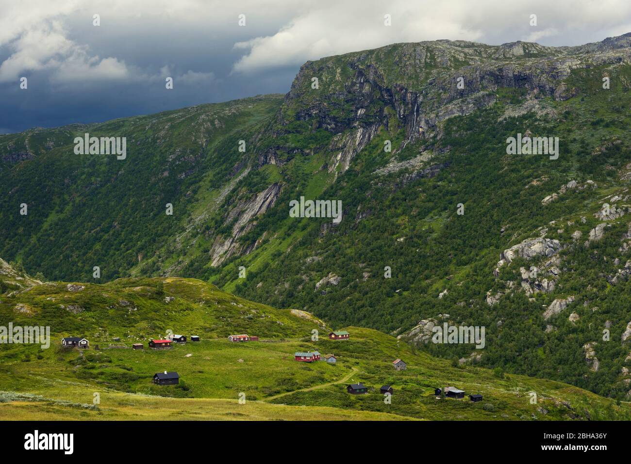 Estate, villaggio di montagna, Bergsdalen, montagne, Sognefjellet, Oppland, Fjordane, Norvegia, Europa Foto Stock