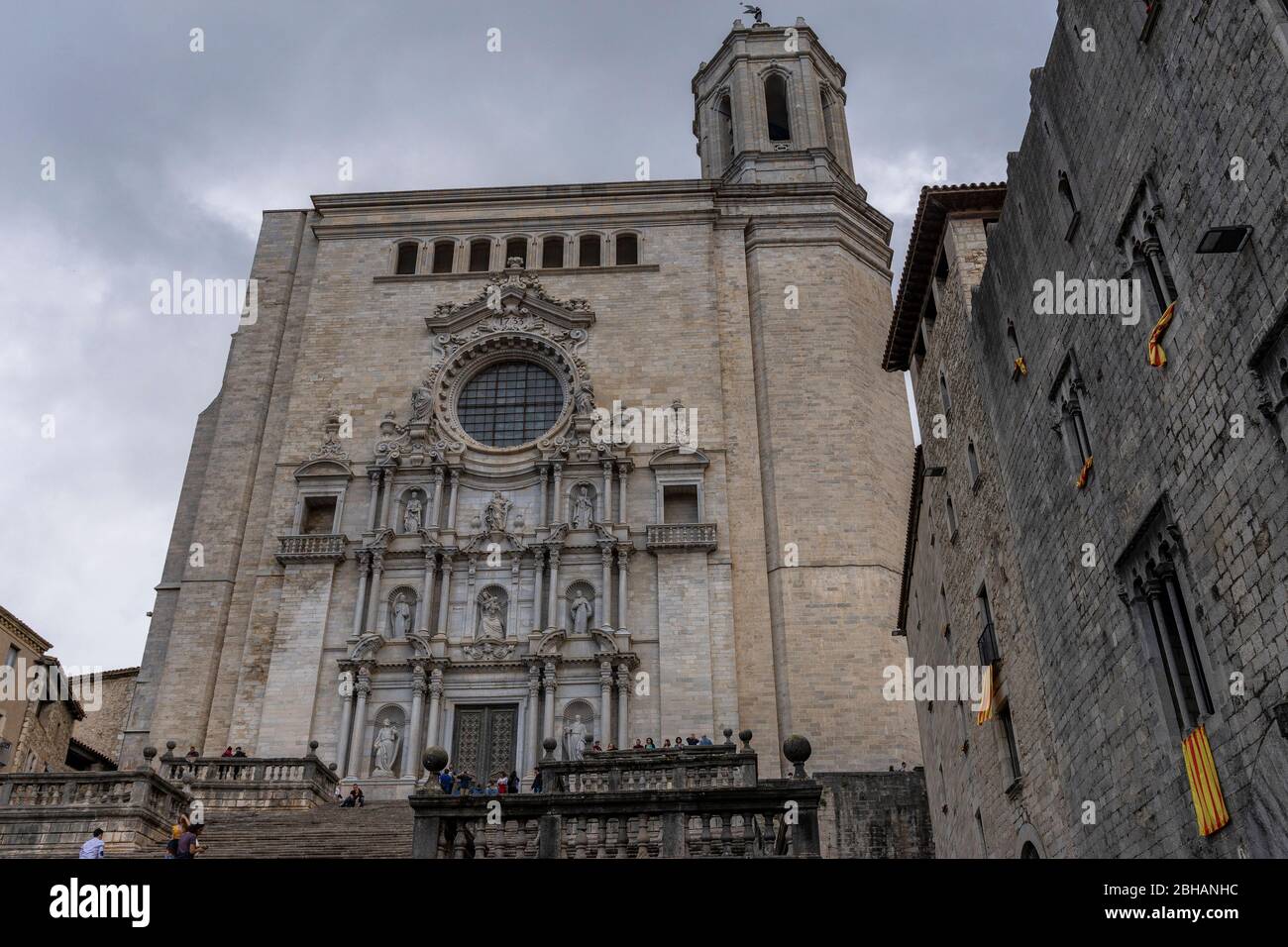 Europa, Spagna, Catalogna, Girona, vista della Cattedrale di Santa Maria nel centro storico di Girona Foto Stock
