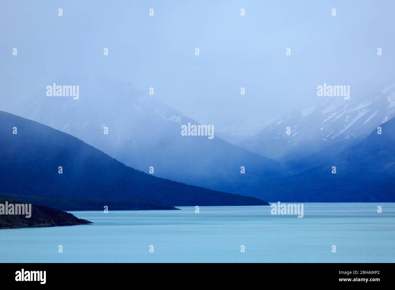 Lago Argentino sopra il ghiacciaio Perito Moreno a Los Glaciares NP in Patagonia argentina. Foto Stock