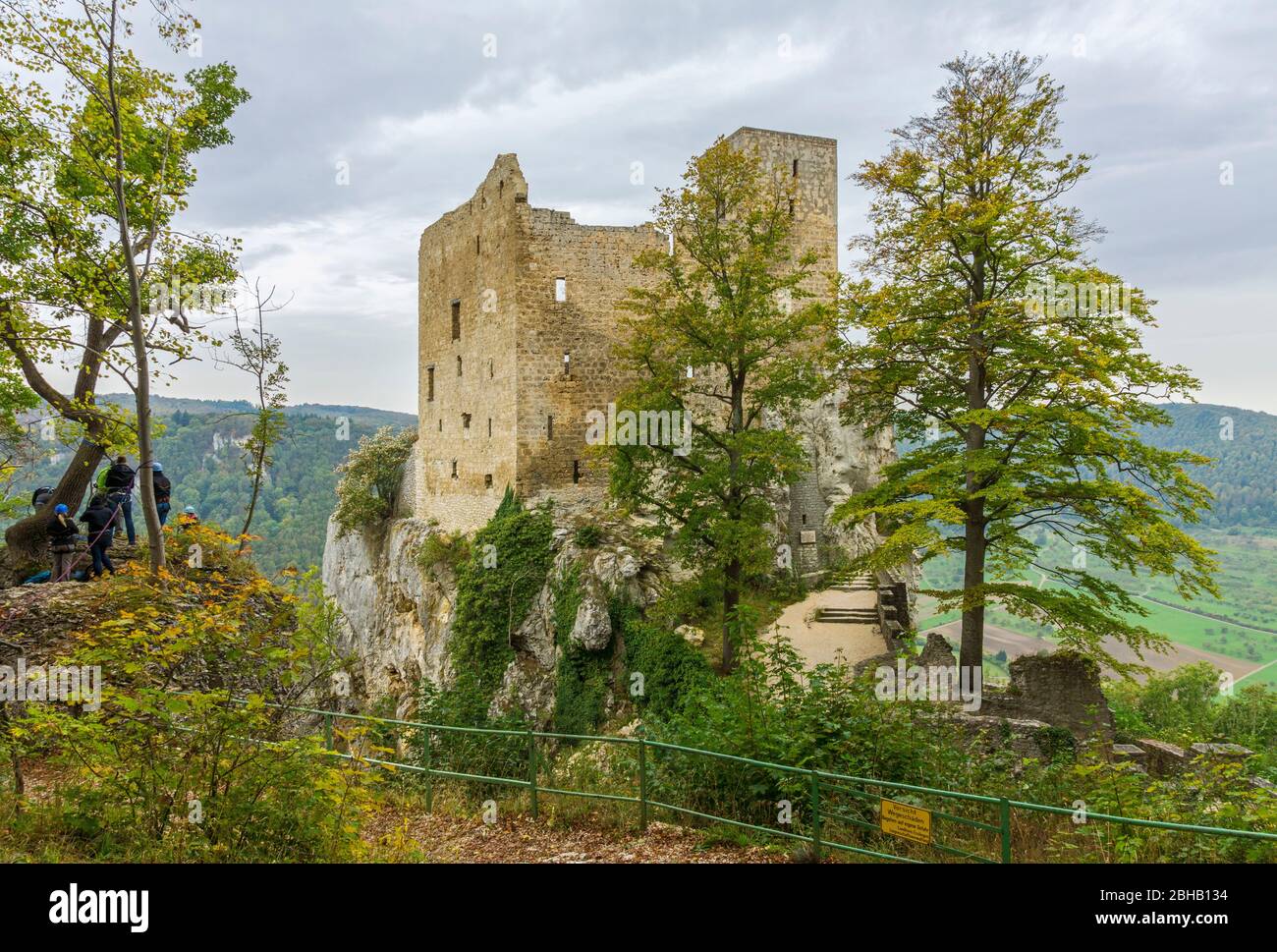 Germania, Baden-Wuerttemberg, Neidlingen, Reußenstein rovina, Alb Svevo Foto Stock