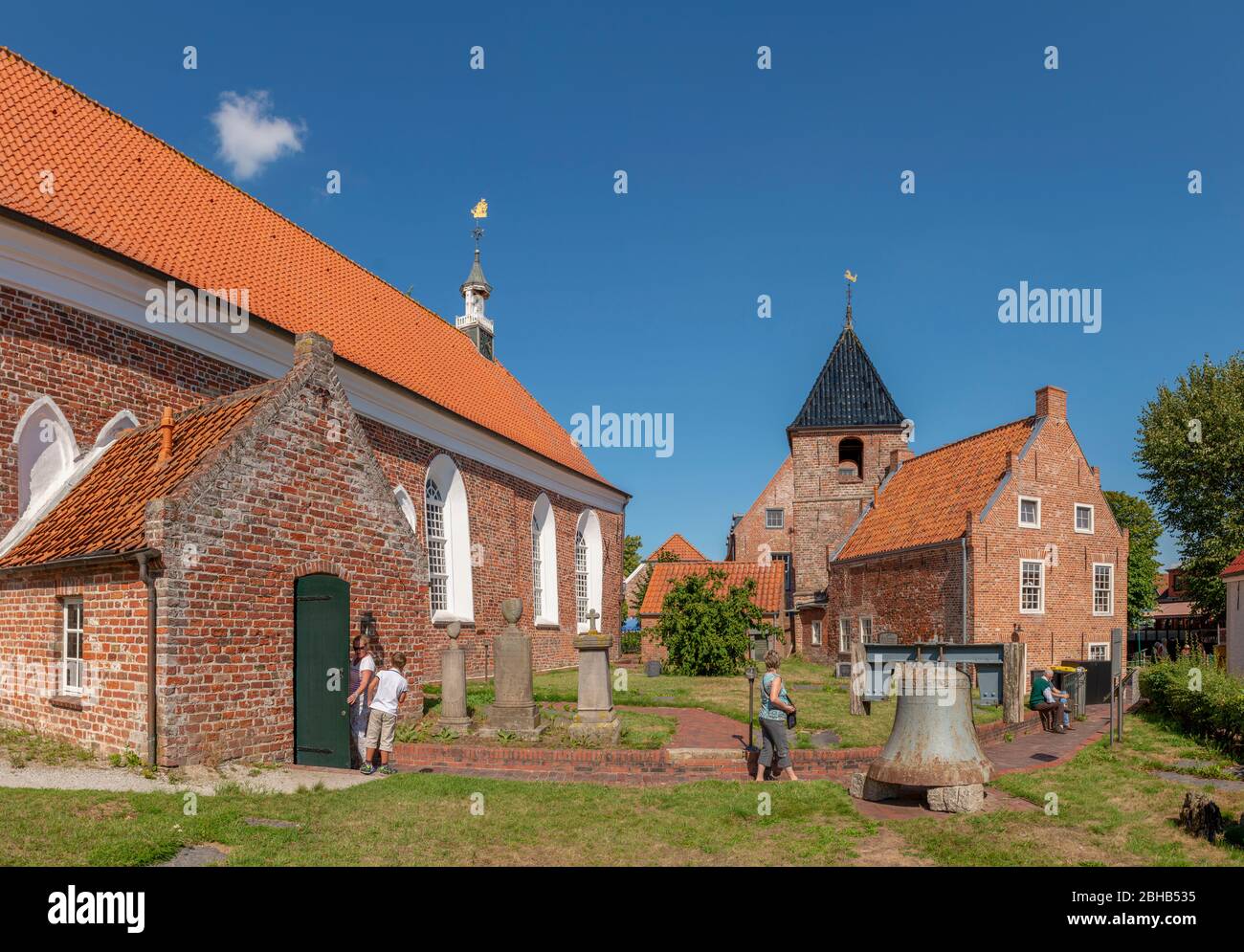 Germania, bassa Sassonia, Ostfriesland, Greetsiel, Chiesa evangelica riformata. Foto Stock