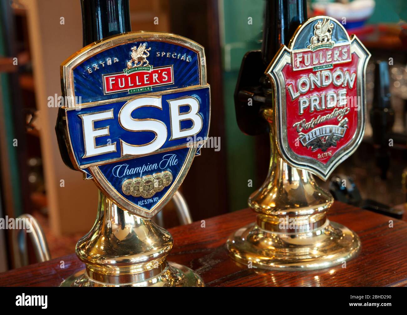 Pompe per birra Fullers - ESB e London Pride Foto Stock