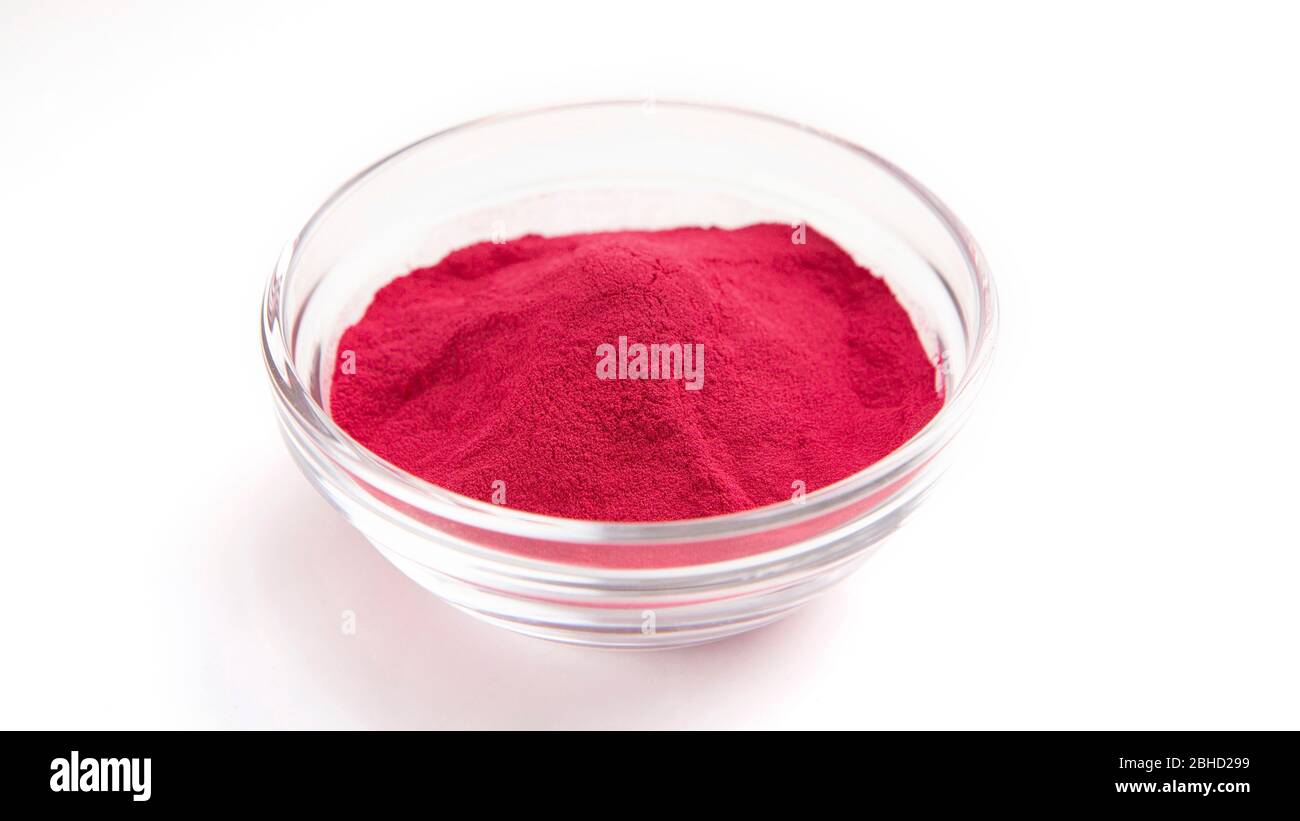 Vernice in polvere organica rossa per la celebrazione indiana Foto Stock