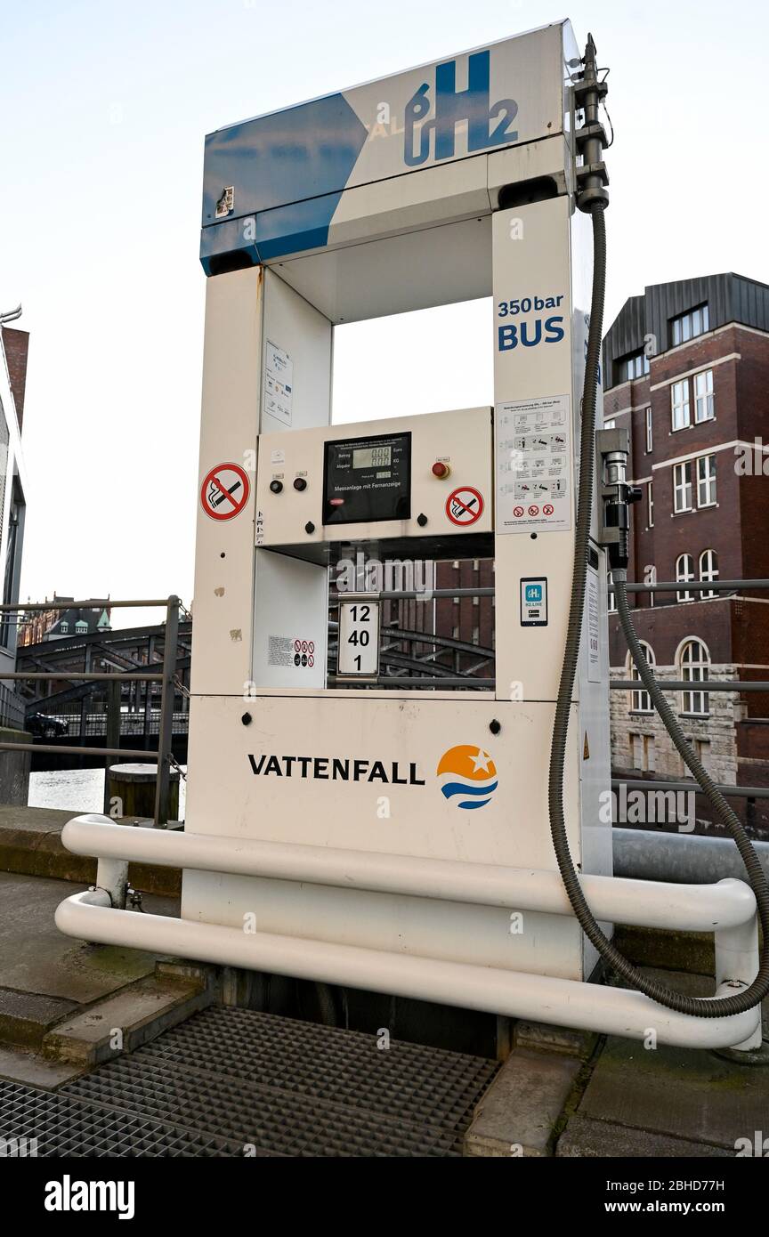 GERMANIA, Hamburg Hafencity, città portuale, stazione di servizio idrogeno per veicoli a celle a combustibile, Vattenfall Foto Stock