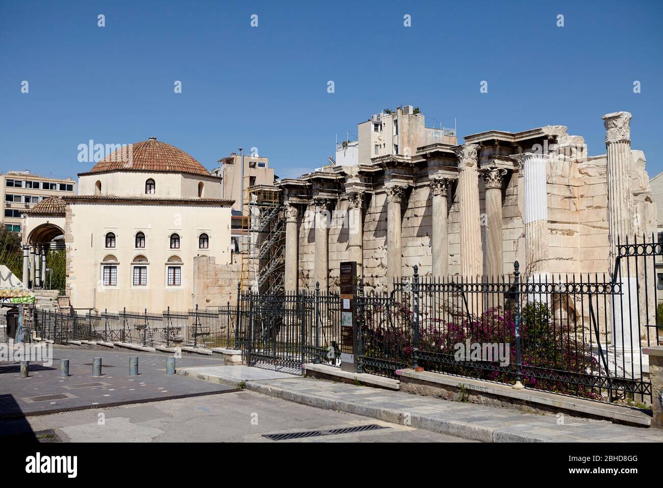 Biblioteca Adriana a monastiraki Atene Grecia, nessun popolo, coronavirus Foto Stock
