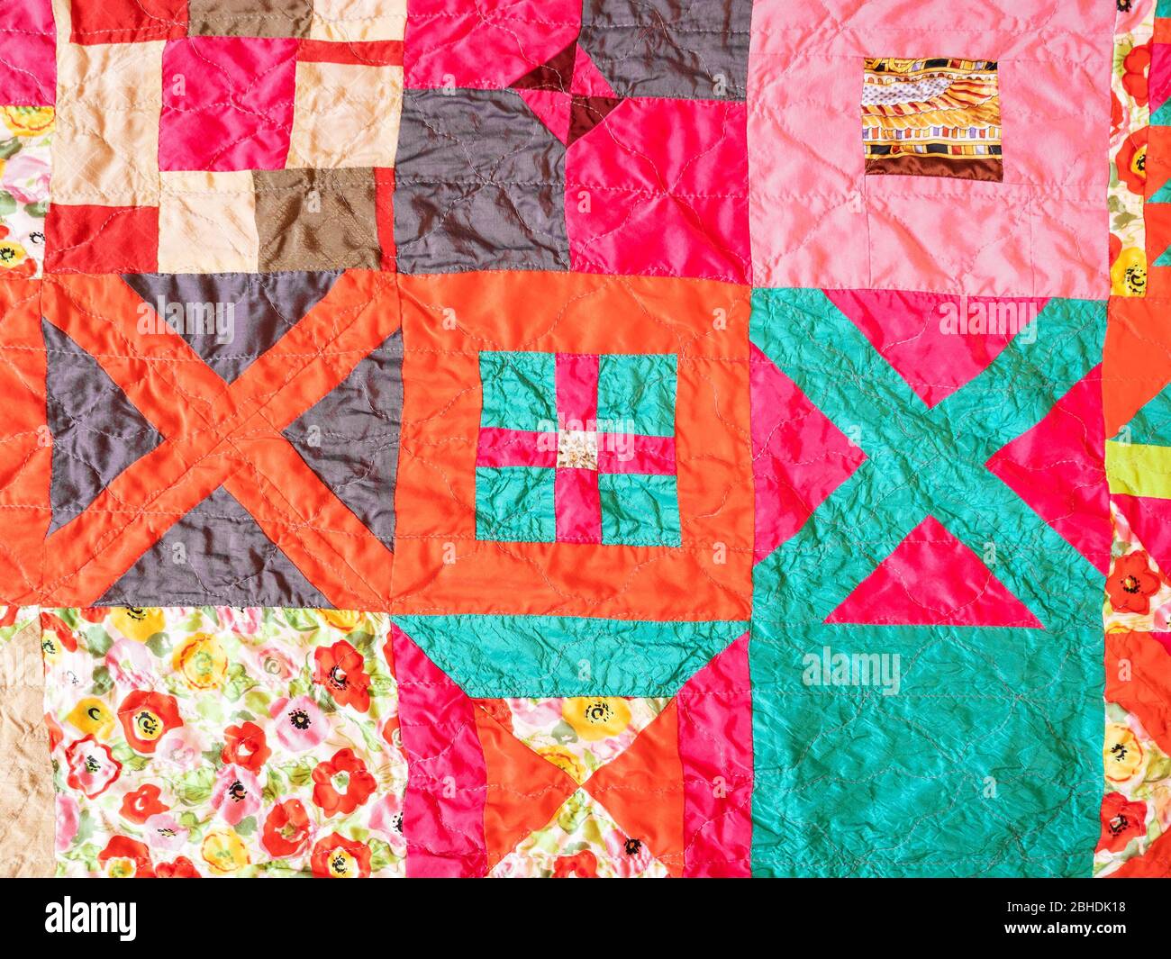 sfondo tessile - frammento di foulard di patchwork cucito Foto Stock