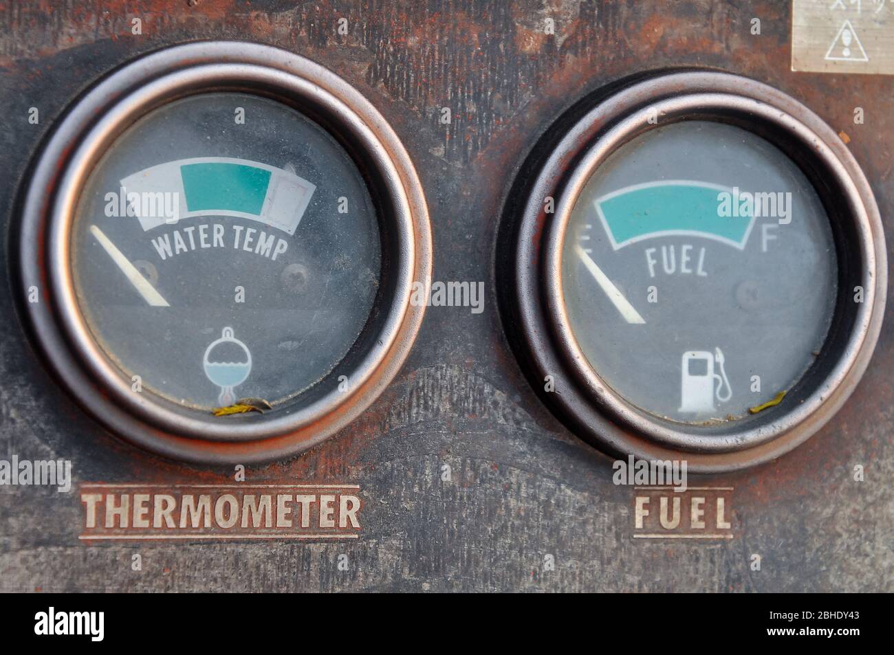 Misurare il livello di calore e il livello del carburante. Foto Stock