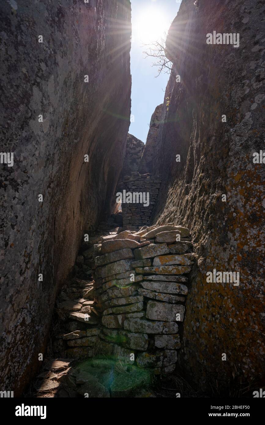 Antiche rovine del Grande Zimbabwe (Africa meridionale) vicino al Lago Mutirikwe Foto Stock