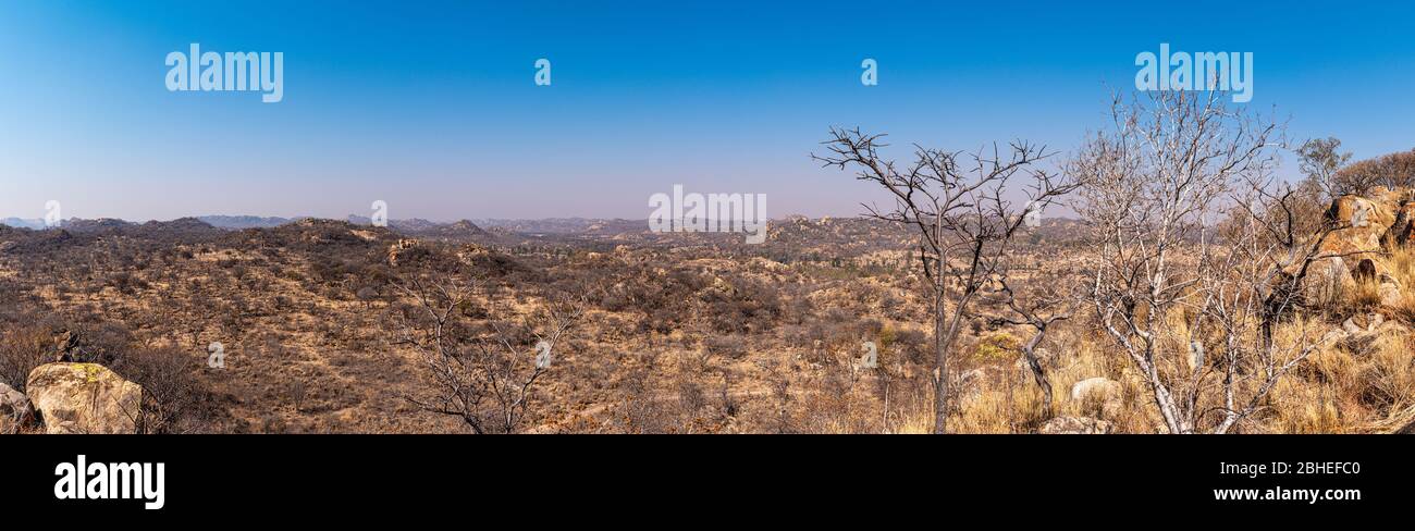 Matopos (Matobo) Parco Nazionale nel sud dello Zimbabwe durante la stagione invernale Foto Stock