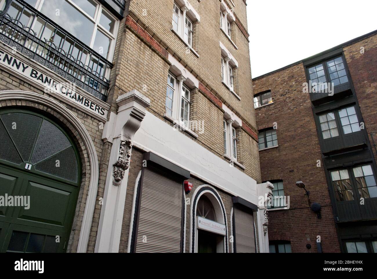 Penny Bank Chambers, Farringdon, Londra EC1M 5RF di William Harrison e Charles Henman Foto Stock