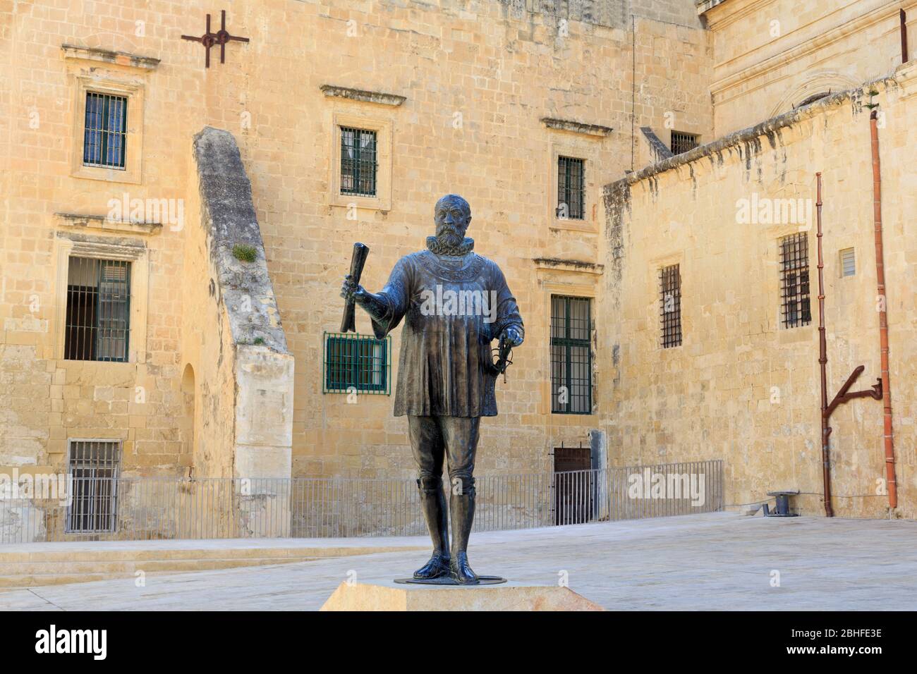 Monumento a Jean de Valette, Valletta, Malta, Europa Foto Stock