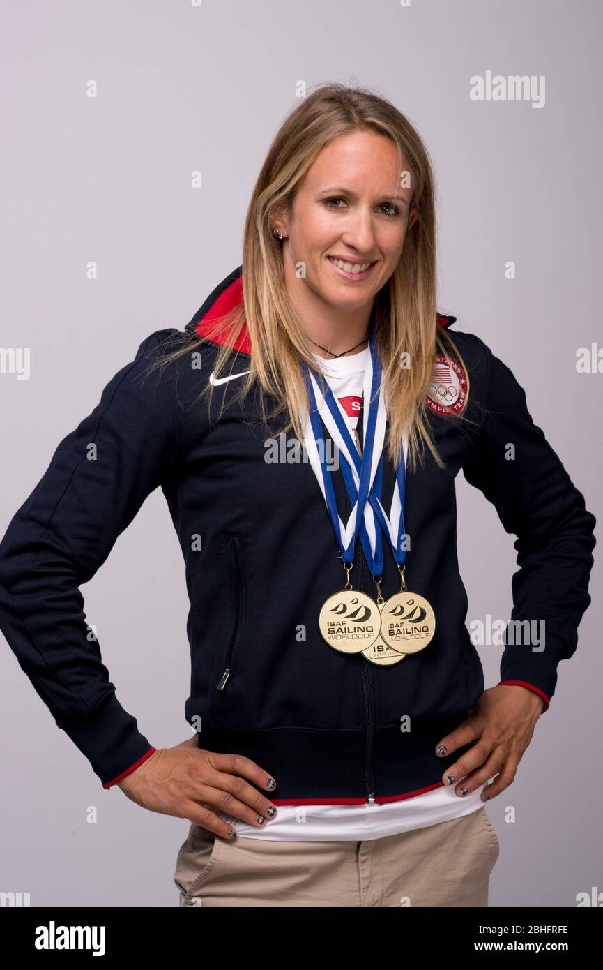 Il marinaio Anna Tunnicliffe posa durante il Team USA Media Summit di Dallas, TX, in anticipo rispetto alle Olimpiadi di Londra del 2012. 14 maggio 2012 ©Bob Daemmrich Foto Stock