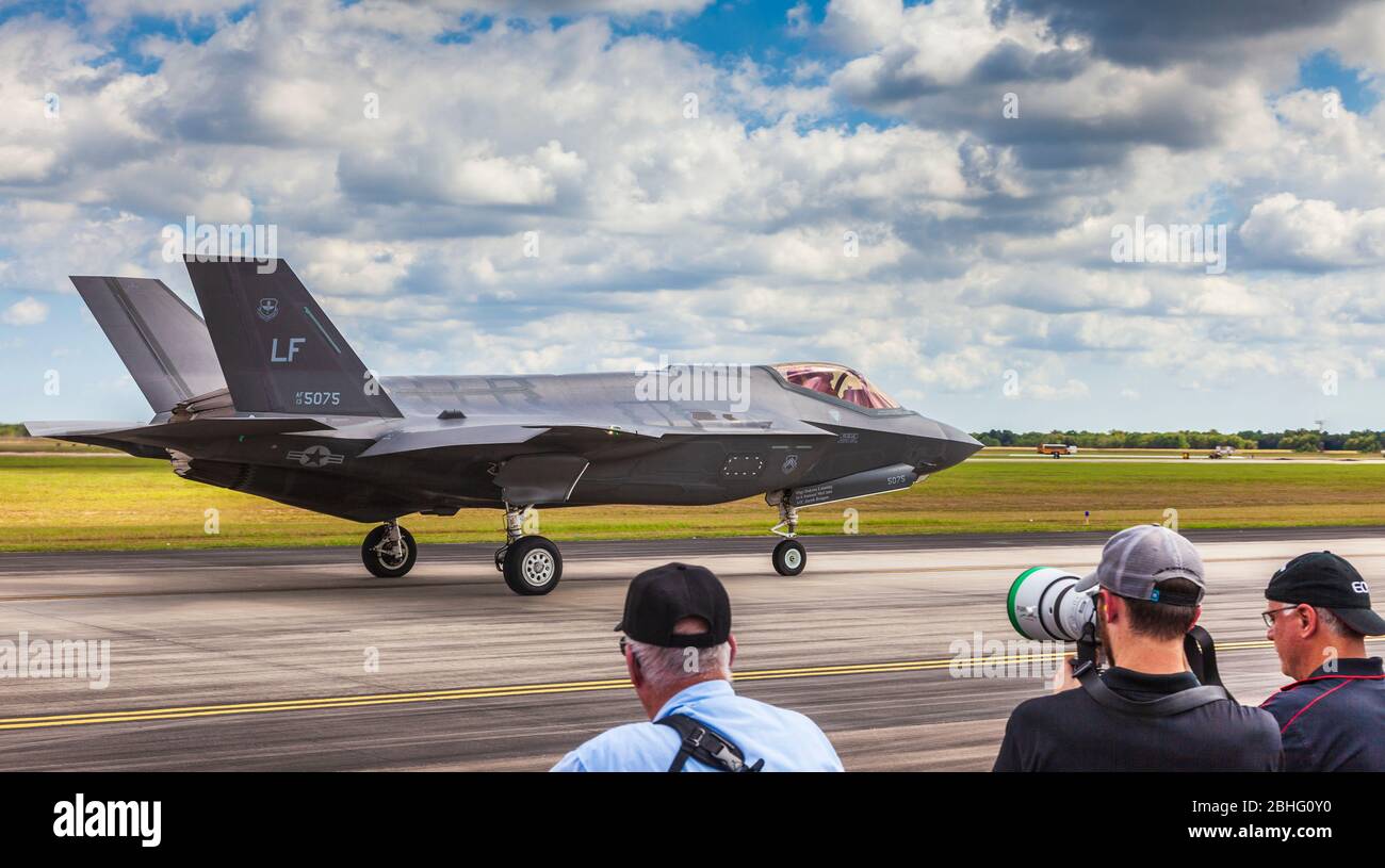 F-35A Lightning II Fighter Jet al 2019 Wings Over Houston airshow a Ellington Field a Houston, Texas. Foto Stock