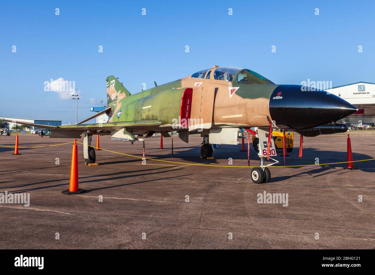 McDonnell Douglas F-4 Phantom II al 2019 Wings Over Houston airshow a Ellington Field a Houston, Texas. Foto Stock