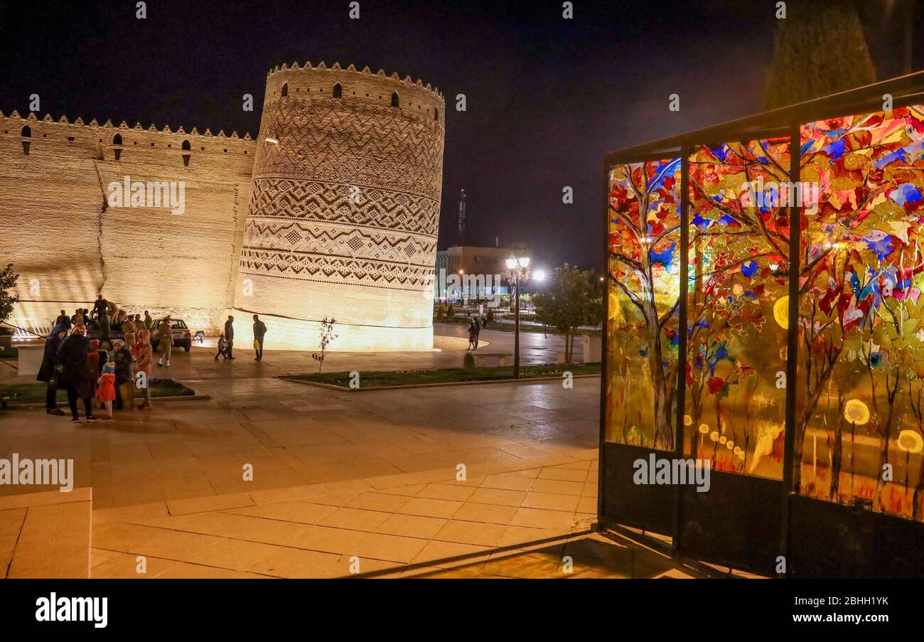 Torre pendente dell'Arg di Karim Khan o della Cittadella di Karim Khan a Shiraz, Iran, Persia, Medio Oriente Foto Stock
