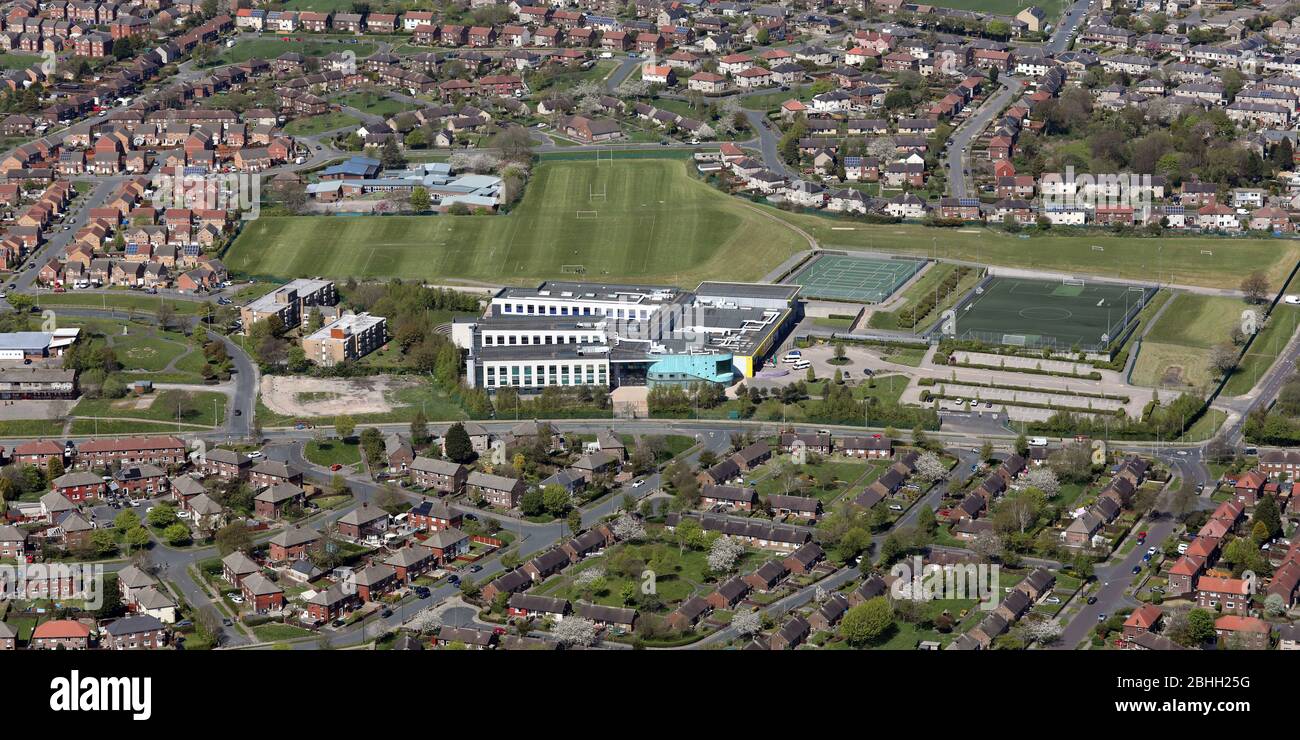 Vista aerea del Buttershaw Business & Enterprise College Academy, Bradford, West Yorkshire Foto Stock