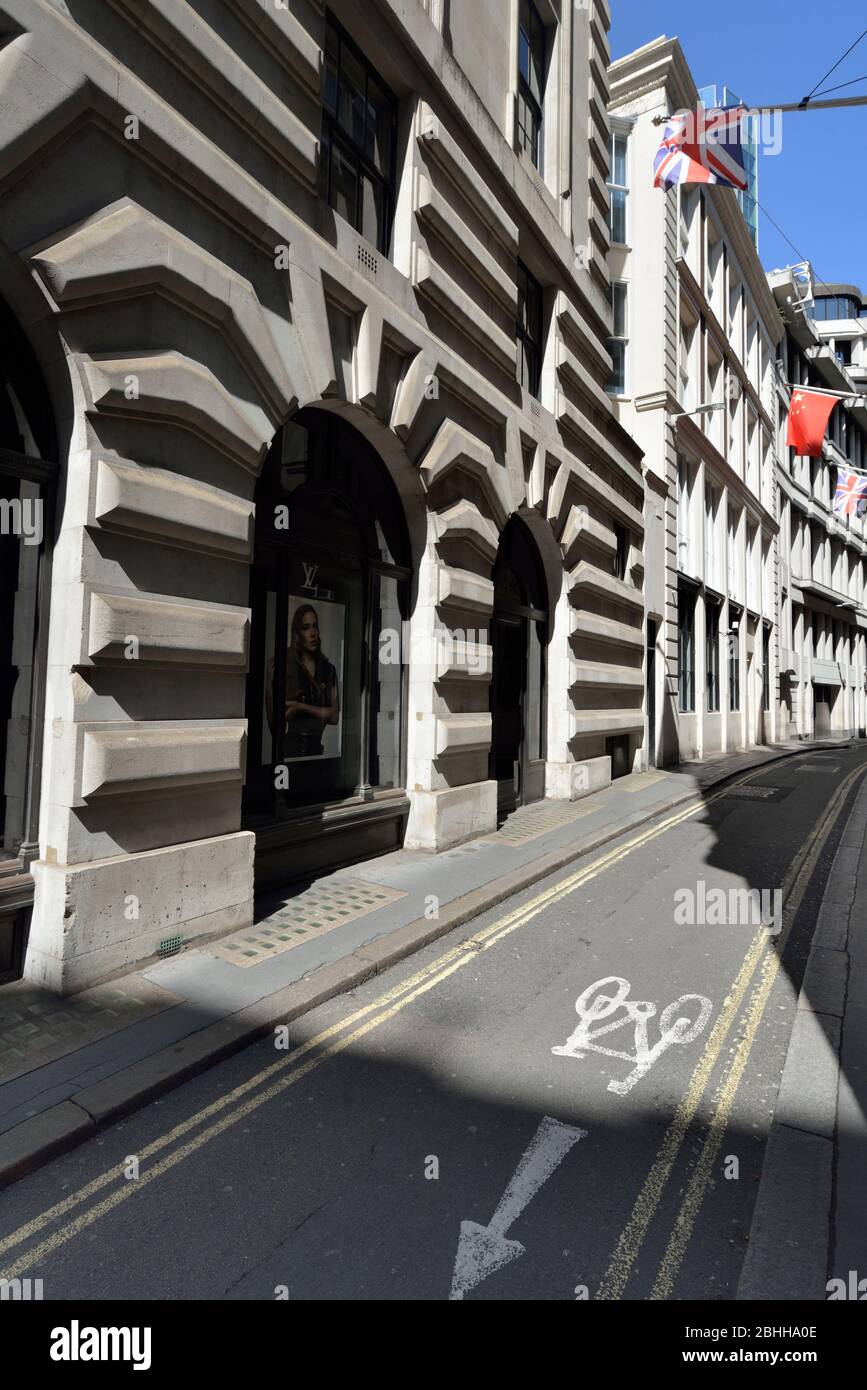 Strada stretta della città, Finch Lane, City of London, Regno Unito Foto Stock