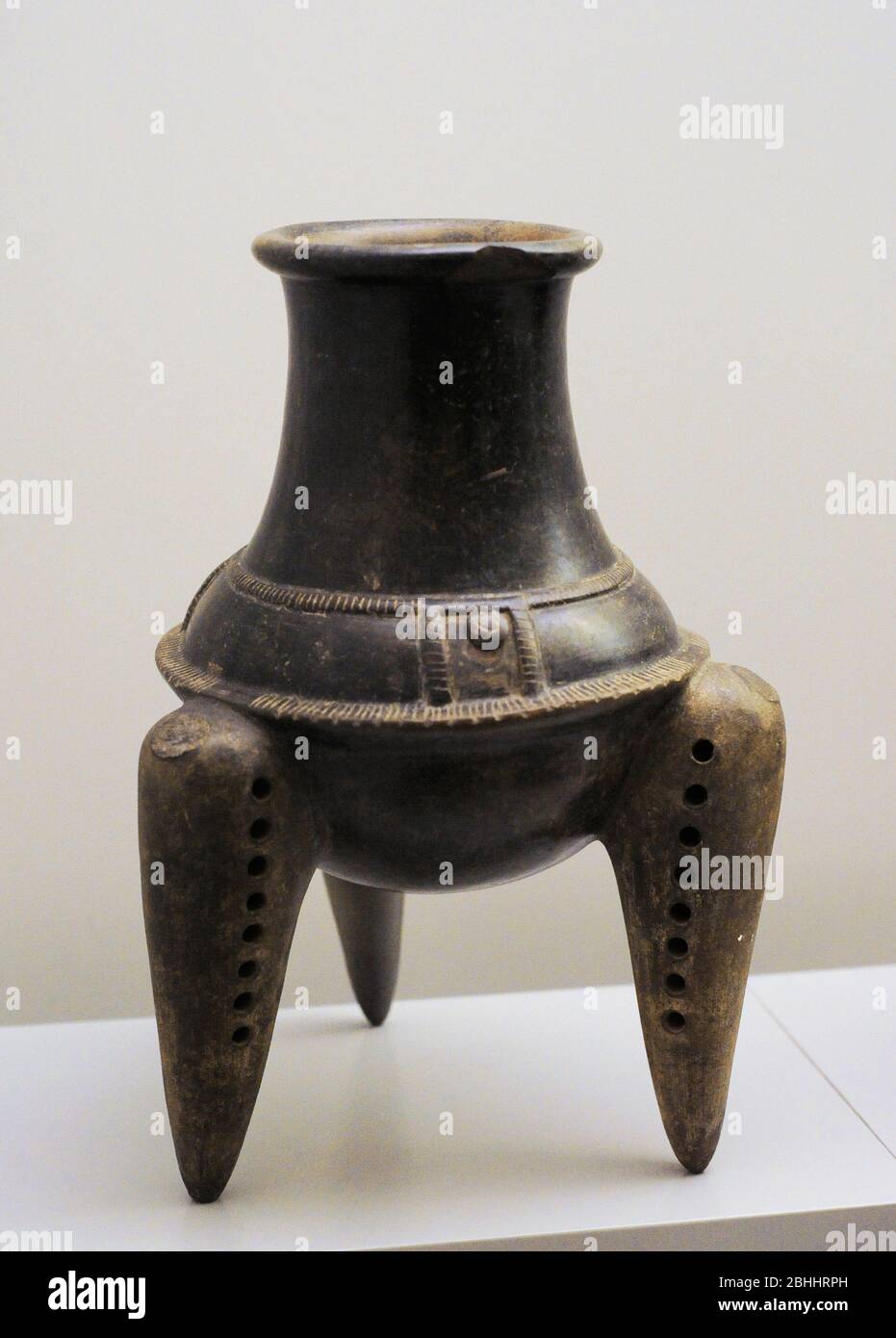 Ciotola con picchiettio. Ceramica. Periodo VI (1000-1500 d.C.). Regione di Nicoya, Costa Rica. Museo delle Americhe. Madrid, Spagna. Foto Stock