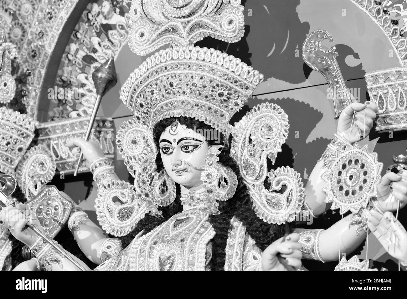 Idol della dea indù Durga durante il festival Durga Puja in India Foto Stock