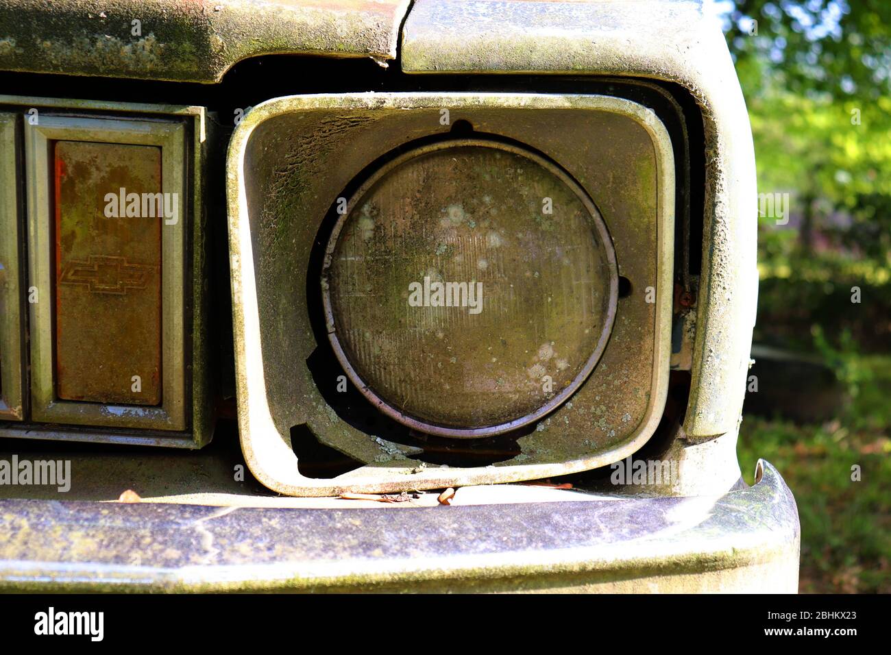 Faro di una Chevrolet Nova 1977 Foto Stock