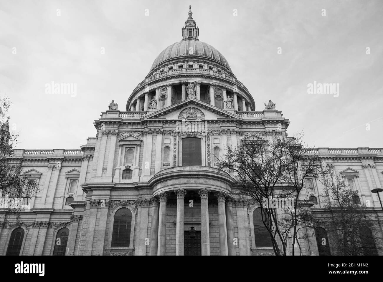 Inglese Diocesi classica in pietra barocca della Cattedrale di St. Paul, Ludgate Hill, Londra EC4M 8AD di Sir Christopher Wren Architect Foto Stock
