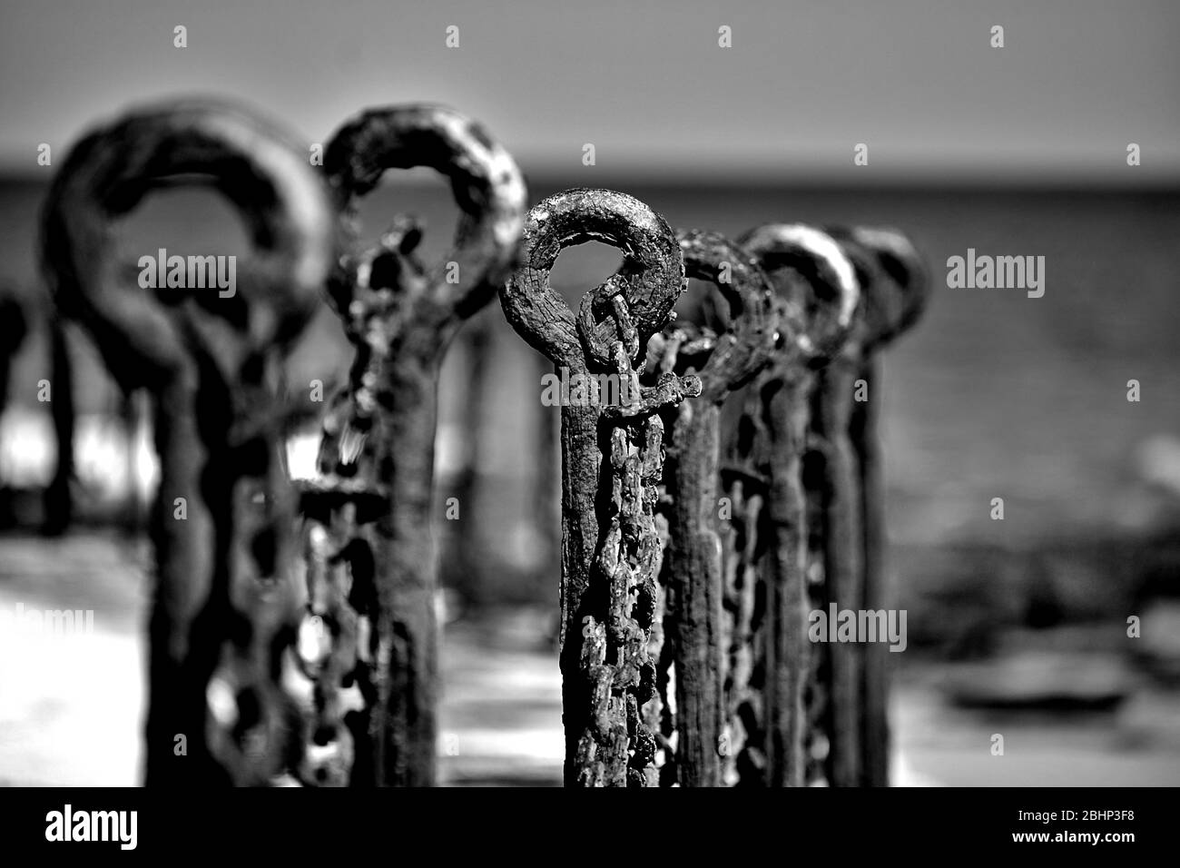 Recinto arrugginito nero e bianco 2 Foto Stock