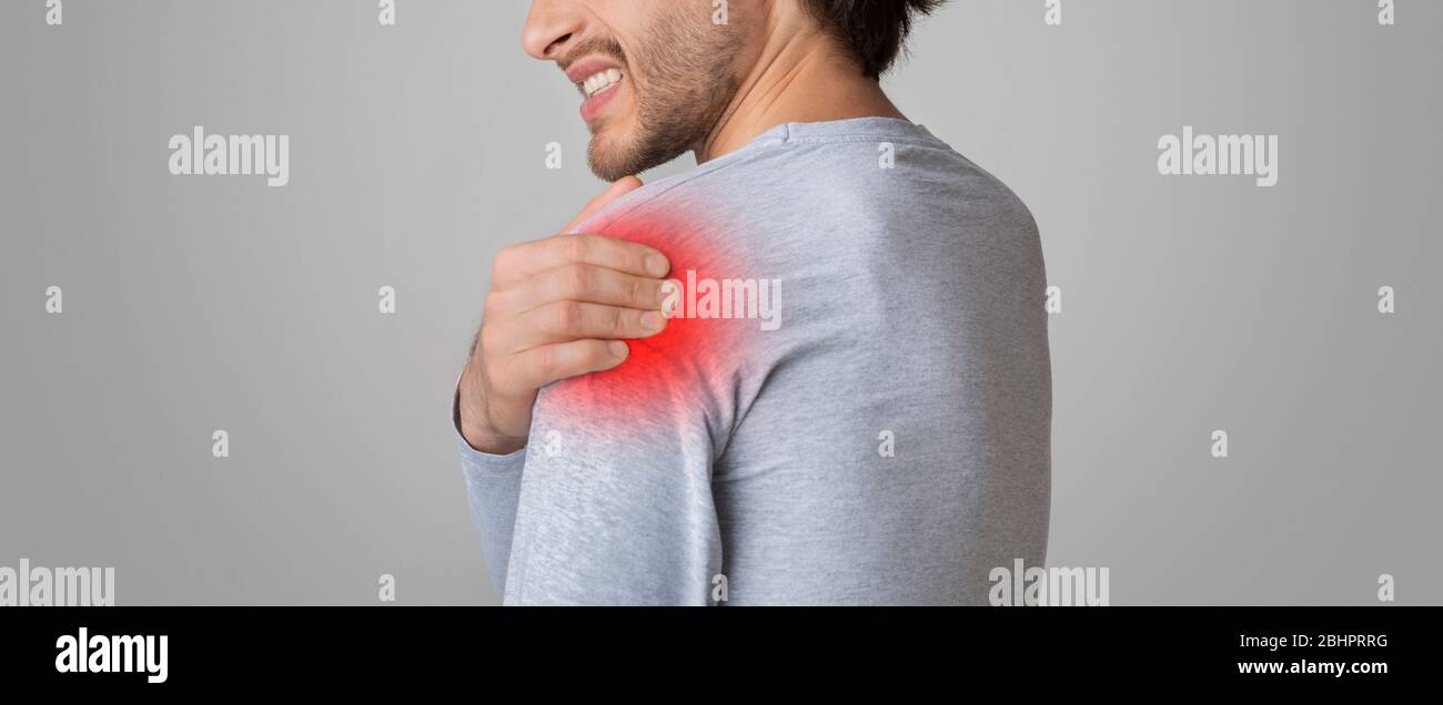 L'infiammazione della spalla è evidenziata in rosso Foto Stock