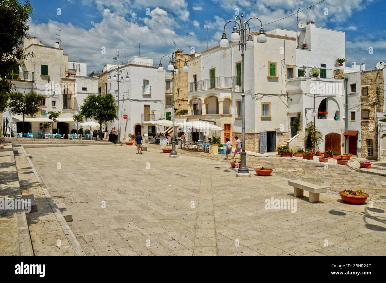 Immagine della città di Polignano a Mare in Puglia Foto Stock