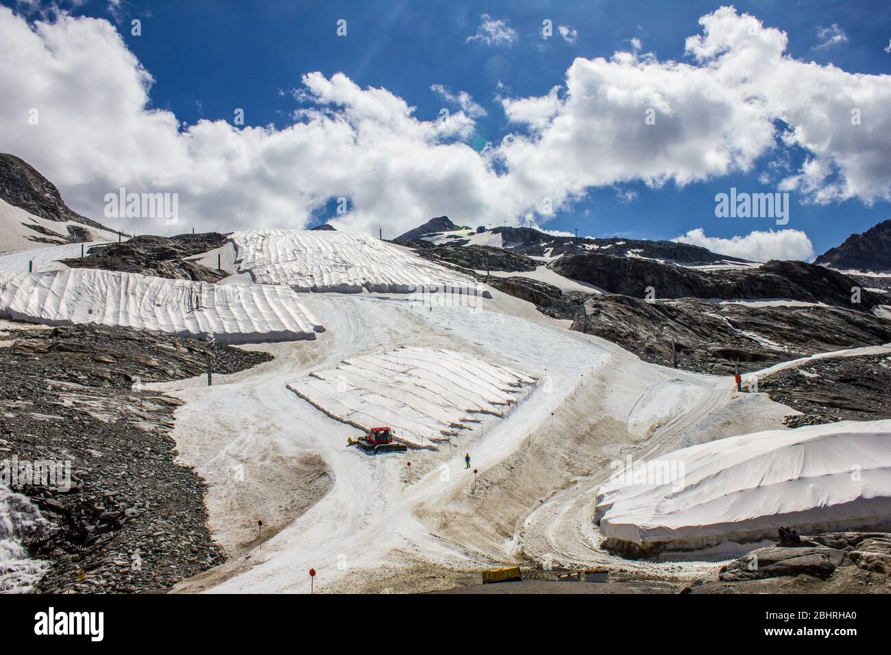 Vista sul ghiacciaio Hintertux in estate, Val Zillertal, Tirolo, Austria Foto Stock