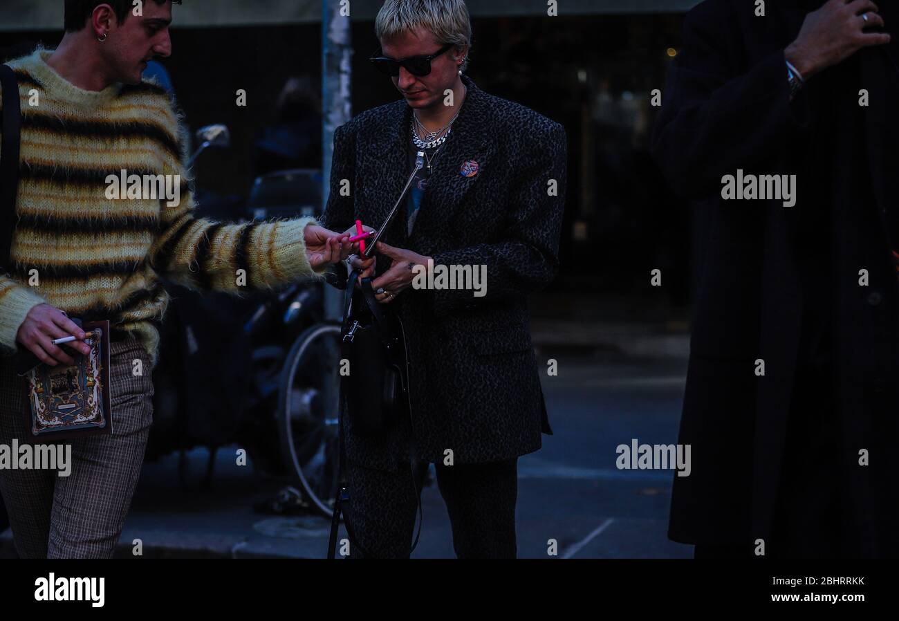 MILANO, Italia - Gennaio 11 2020: Gary Armstrong in strada durante la settimana della Moda di Milano. Foto Stock