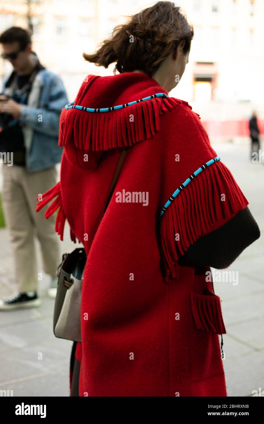Uno showgoer chic che partecipa allo spettacolo Coperni durante la settimana della Moda di Parigi Febbraio 25,2020- Foto: Pista Manhattan/Valentina Ranieri ***per uso editoriale Onl Foto Stock